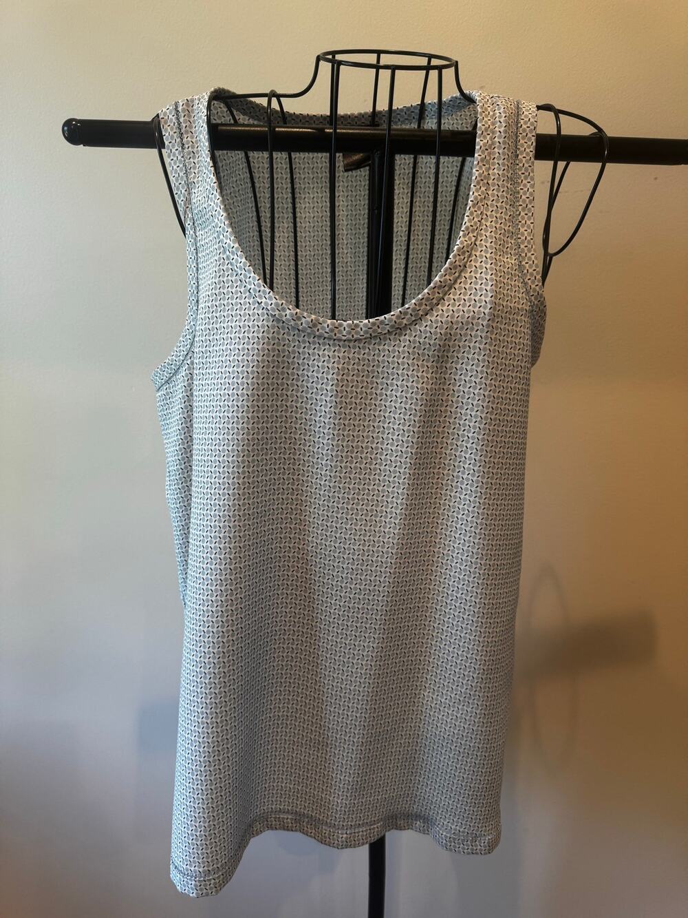 Ann Taylor Sleeveless Printed Tank Top Women’s Small Blue White Blouse